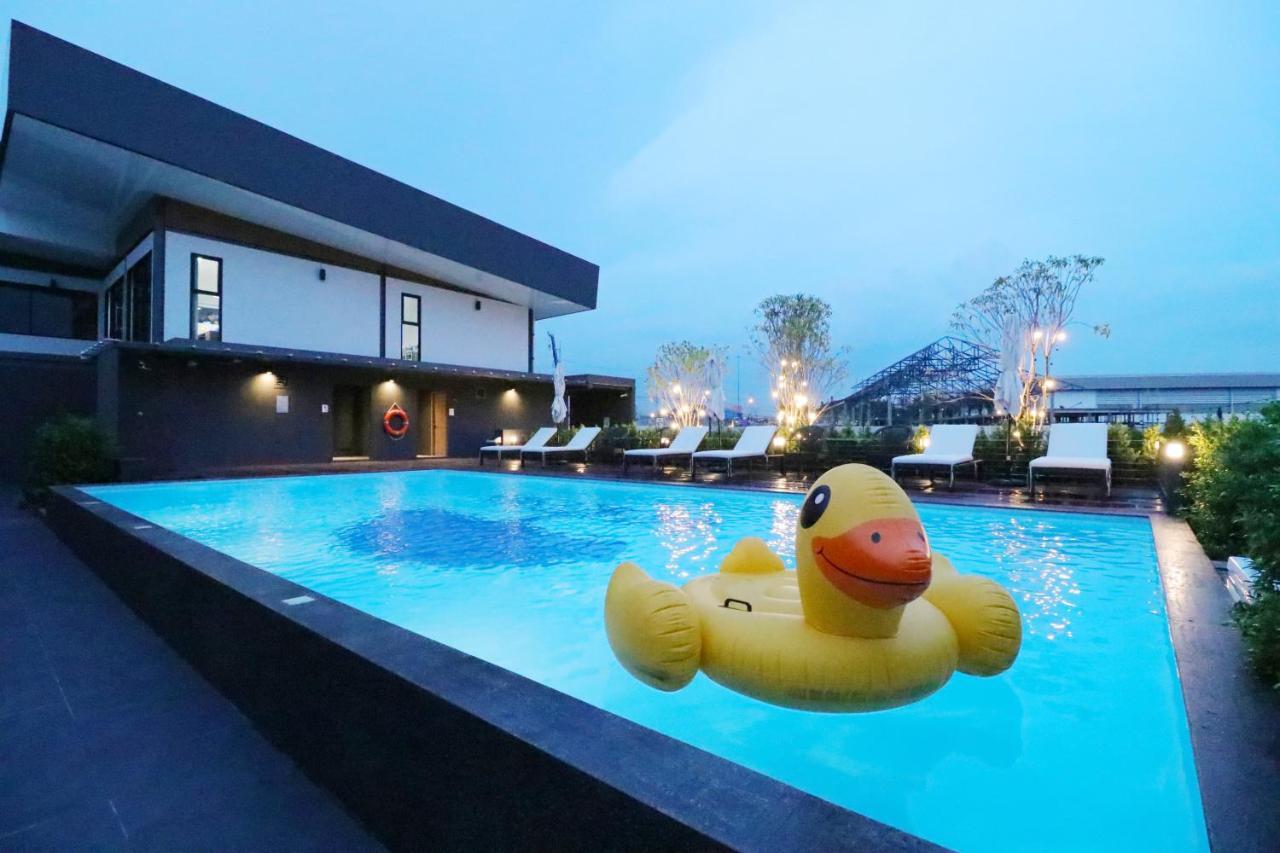 Morino Hotel Si Racha Exterior photo